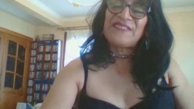 alexandra695 live from Belgium