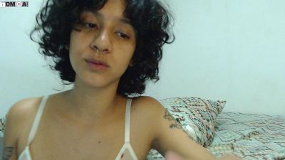 alinawoolf live from Colombia