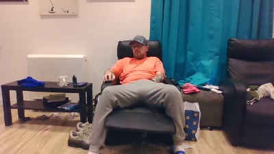 awsomecock30 live from United Kingdom