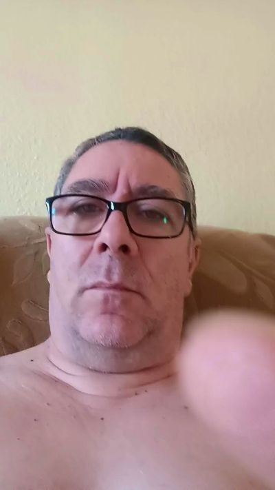 busco__putita live from Spain