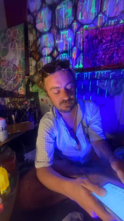 cmcdck live from France