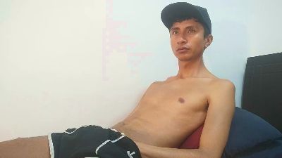codysmithson live from Colombia
