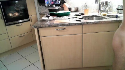 darkgreen68 live from Switzerland