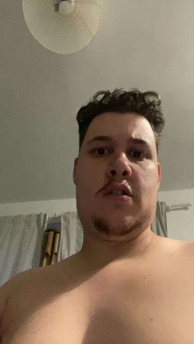 diego_deserrano live from United Kingdom