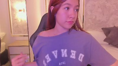 doll_eyees_ live from United States