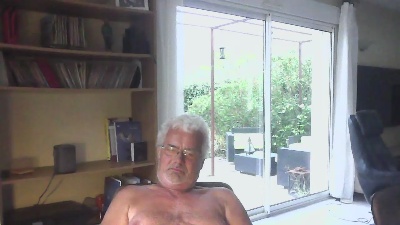 dutchboy1234 live from Netherlands