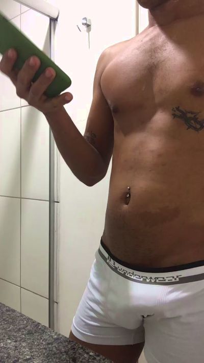 elvisnaomorreu live from Brazil