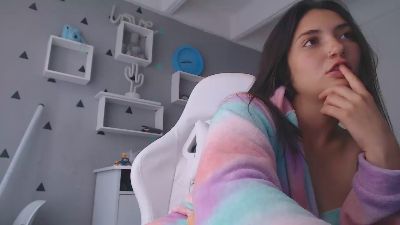 emilyjang live from Colombia