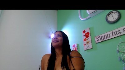 evannesanicol08 live from Colombia