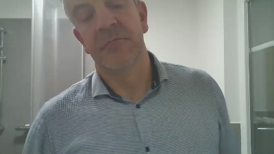 fredfrolic live from Germany