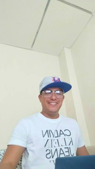 freedom85_fun live from Ecuador