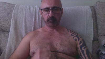 furryass1 live from United Kingdom