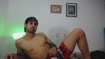g0lden_boss live from Colombia