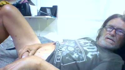 hippy52 live from United Kingdom