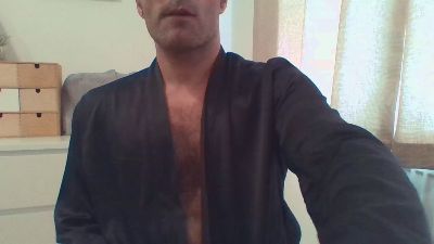 hotadiction live from United Kingdom