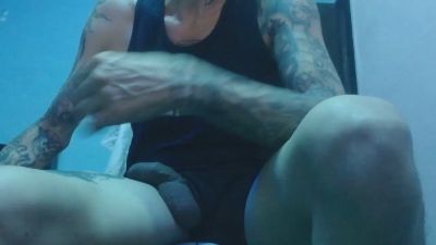 inked_guy1 live from Colombia