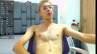 james_bigc0ck20 live from Colombia