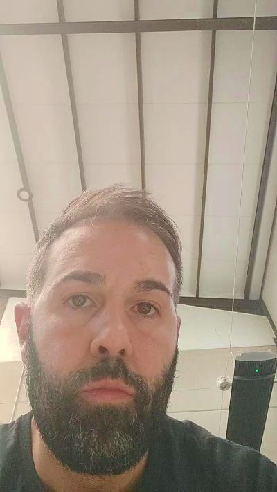 javgom1 live from Spain