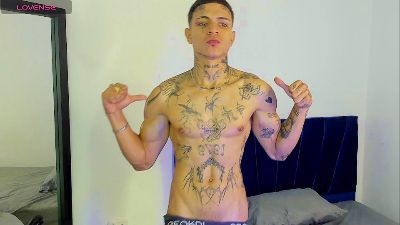 john_mystic1 live from Colombia