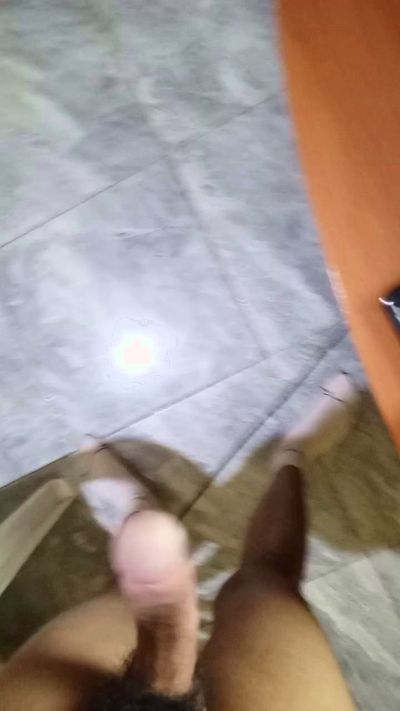 jose7339 live from Venezuela