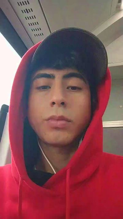 jovendotado420 live from Chile