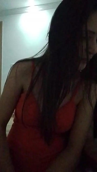 julia3180 live from Brazil