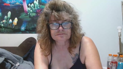 ladylavende3 live from United States