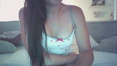 lauraxx5 live from France