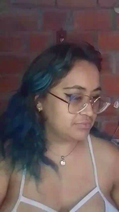 lilly_beth live from Puerto Rico
