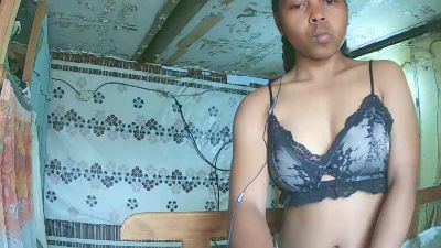 linah504 live from Madagascar