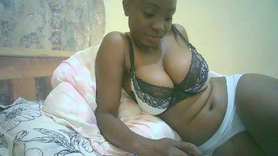 lonapleasure live from Kenya