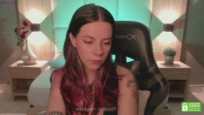 lydhia97 live from Brazil