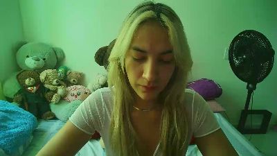 mandy_berry live from United States