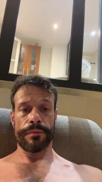 mecparis92 live from France