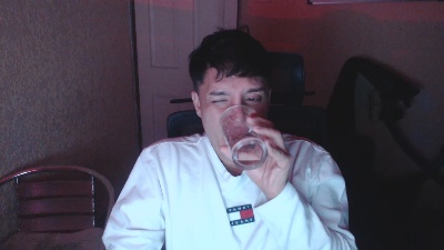 miguelagos4 live from Chile