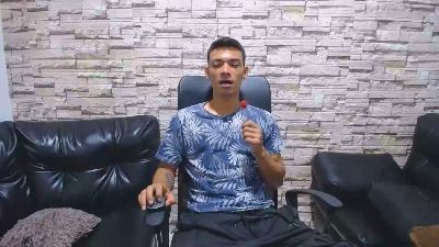 mike_vega0 live from Colombia