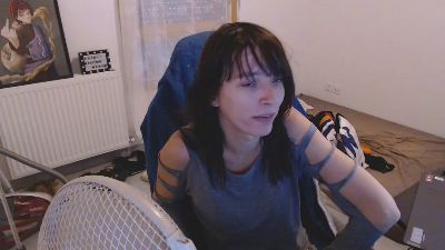 missthon live from France