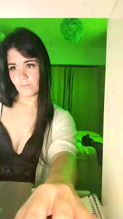 morocha81 live from Argentina