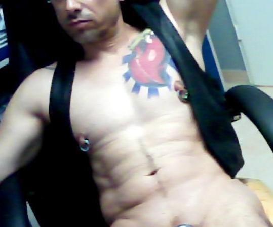 muscle_toy live from Germany