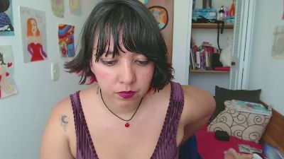 nanabela28 live from Colombia