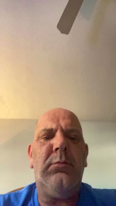 naughtycouple40 live from United States