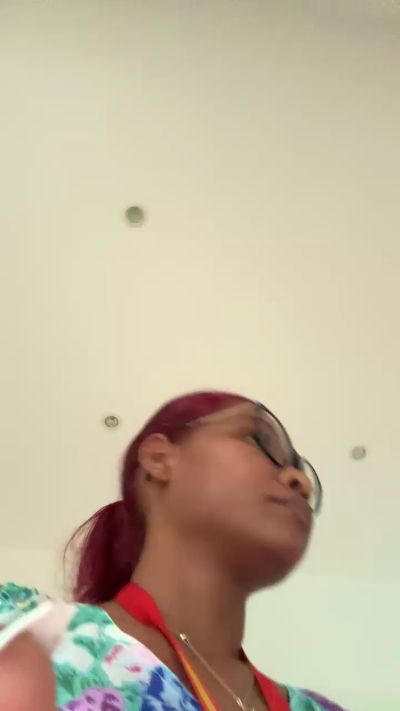 naya_love live from Italy