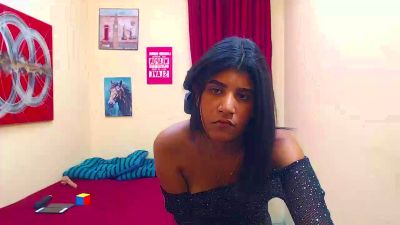 nicolleehot live from Colombia