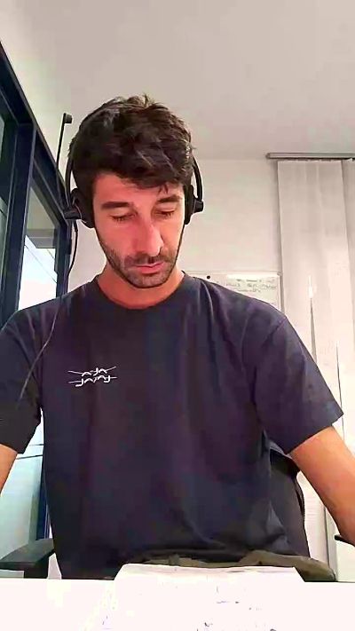 okeynah live from Italy