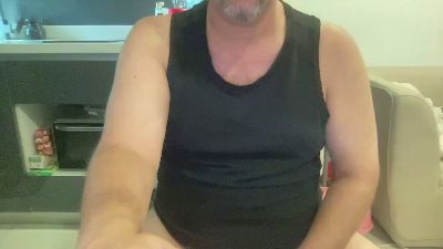 ozgurrr78 live from Thailand