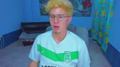 patrik027 live from Colombia