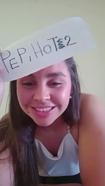 pepihot1 live from Argentina