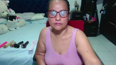 pervert_hot4 live from Colombia