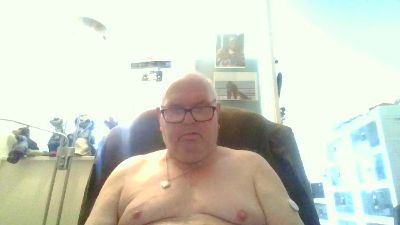 robinal live from United Kingdom