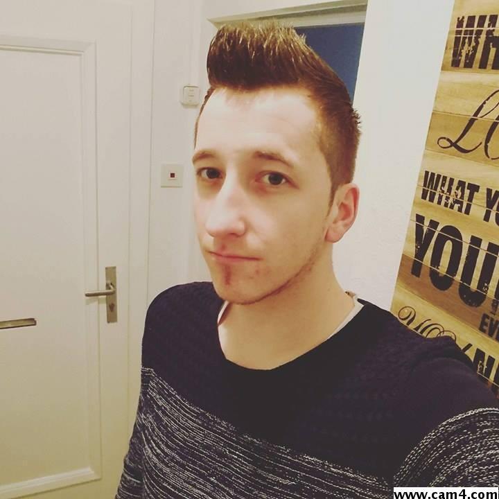 roy21jahre live from Germany